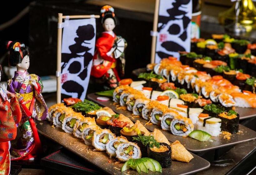 Отель Crowne Plaza Wuxi Taihu, An Ihg