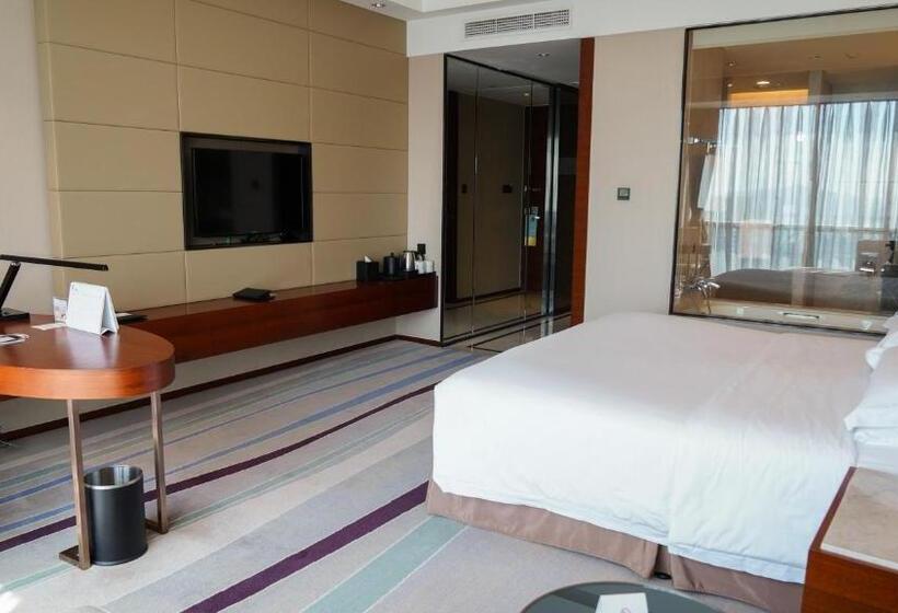 Отель Crowne Plaza Wuxi Taihu, An Ihg