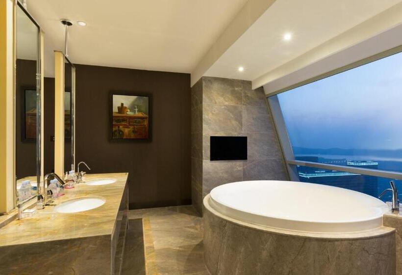 Отель Crowne Plaza Wuxi Taihu, An Ihg