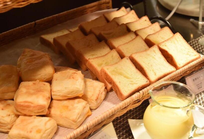 בית מלון כפרי Dormy Inn Premium Otaru