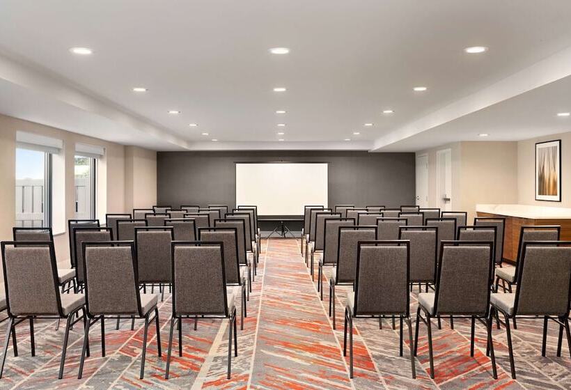 酒店 Doubletree By Hilton Columbus Dublin