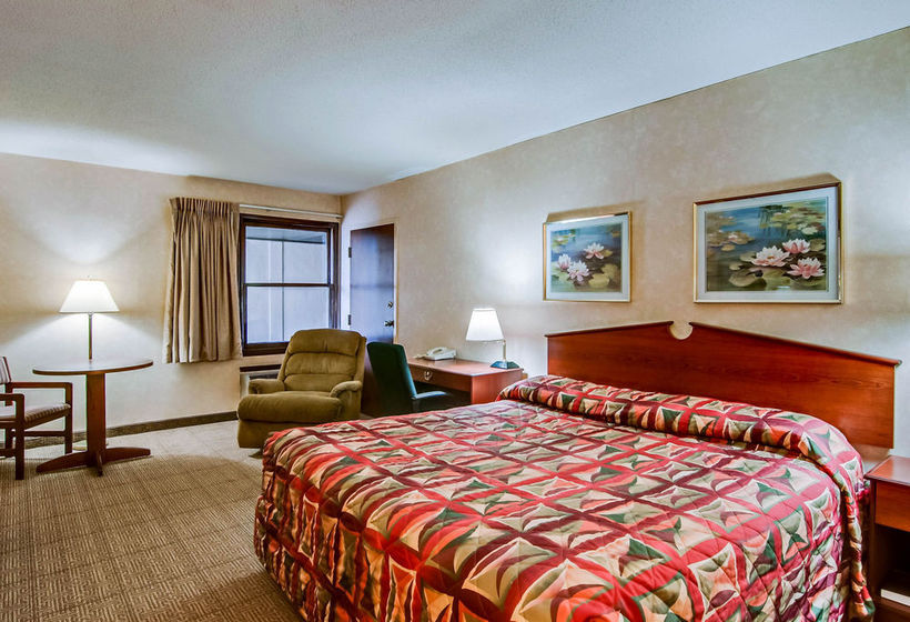 فندق Smart   Formerly Econo Lodge