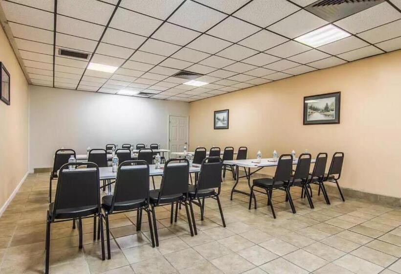 فندق Econo Lodge Fort Payne