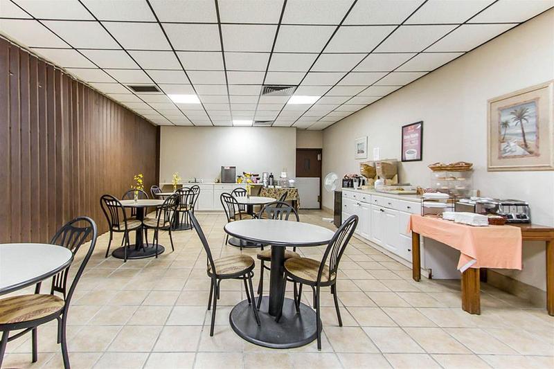 فندق Econo Lodge Fort Payne