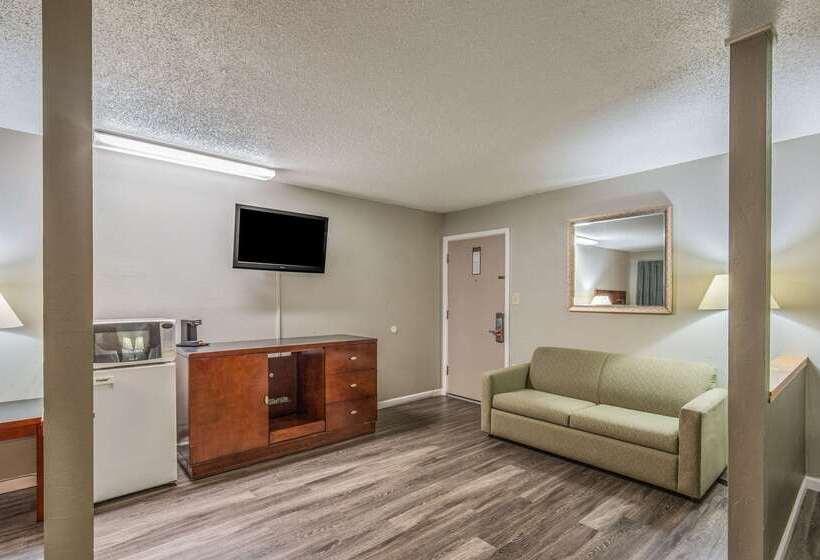 酒店 Econo Lodge Inn & Suites