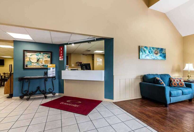 فندق Econo Lodge Inn & Suites
