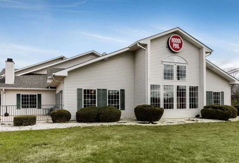 فندق Econo Lodge Inn & Suites