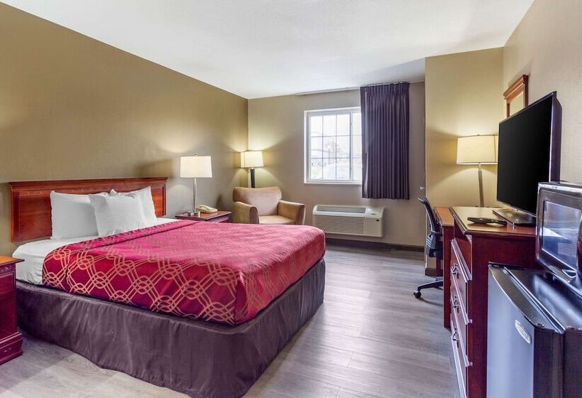 فندق Econo Lodge Inn & Suites