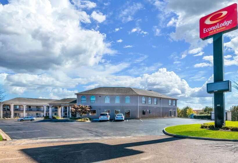 فندق Econo Lodge Inn & Suites