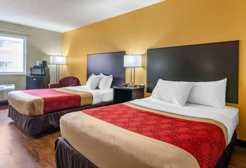 فندق Econo Lodge Wausau   Rothschild
