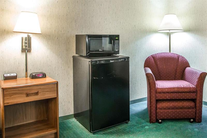 فندق Econo Lodge Wausau   Rothschild