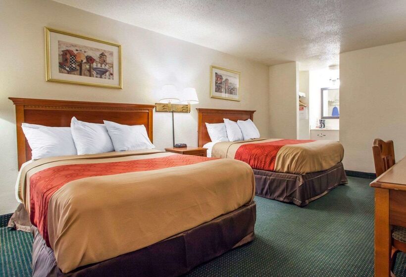 Отель Econo Lodge