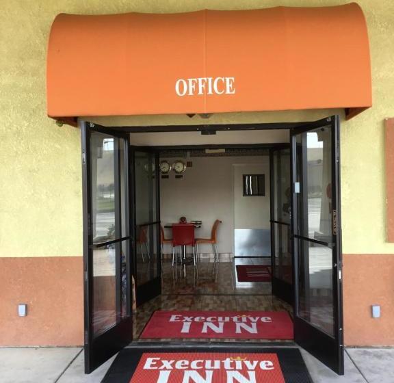 ホテル Executive Inn Westley,ca