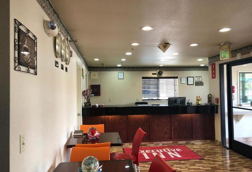 ホテル Executive Inn Westley,ca