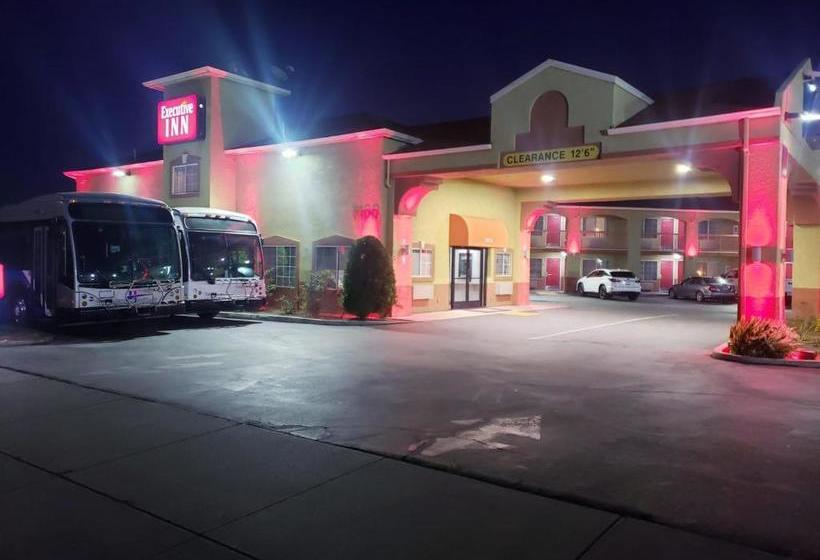 ホテル Executive Inn Westley,ca