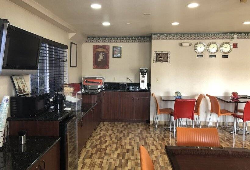 ホテル Executive Inn Westley,ca