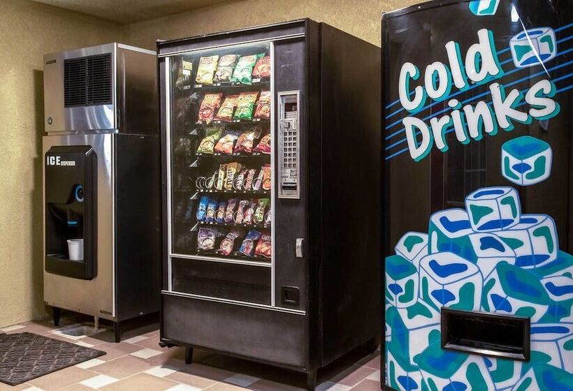 ホテル Executive Inn Westley,ca