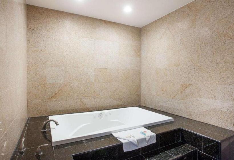 فندق Express Inn & Suites Ontario Airport