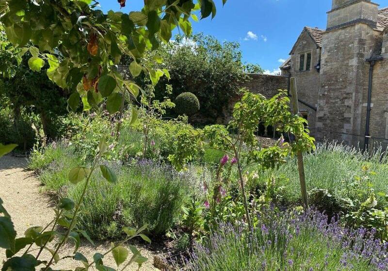 ホテル Guyers House