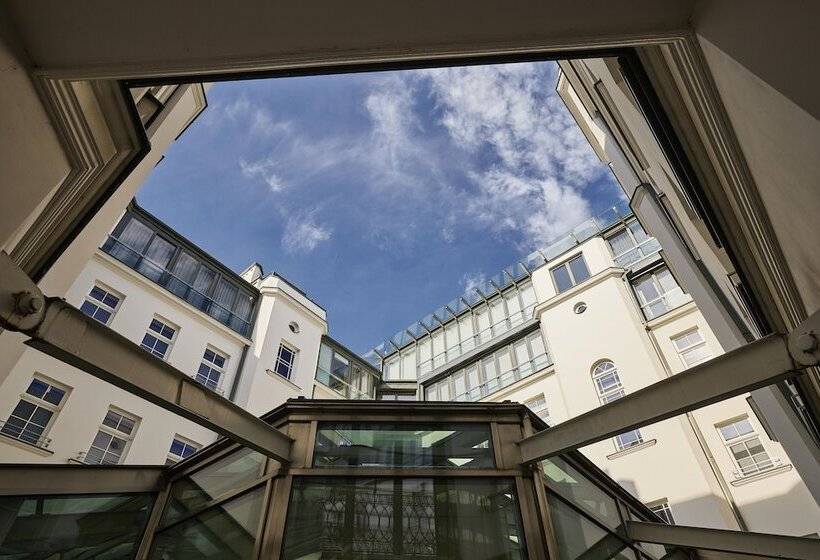 H15 Boutique Hotel, Warsaw, A Member Of Design Hotels