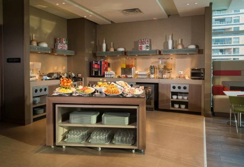 ホテル Hampton By Hilton Cali, Colombia