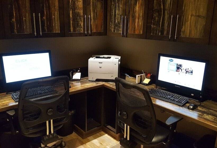 בית מלון כפרי Hampton Inn By Hilton Sydney