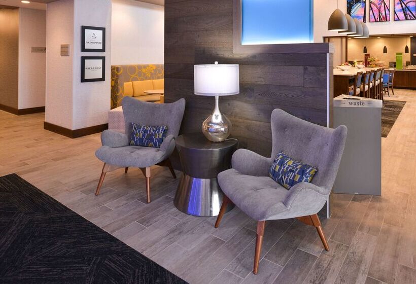 בית מלון כפרי Hampton Inn & Suites Cincinnatimason