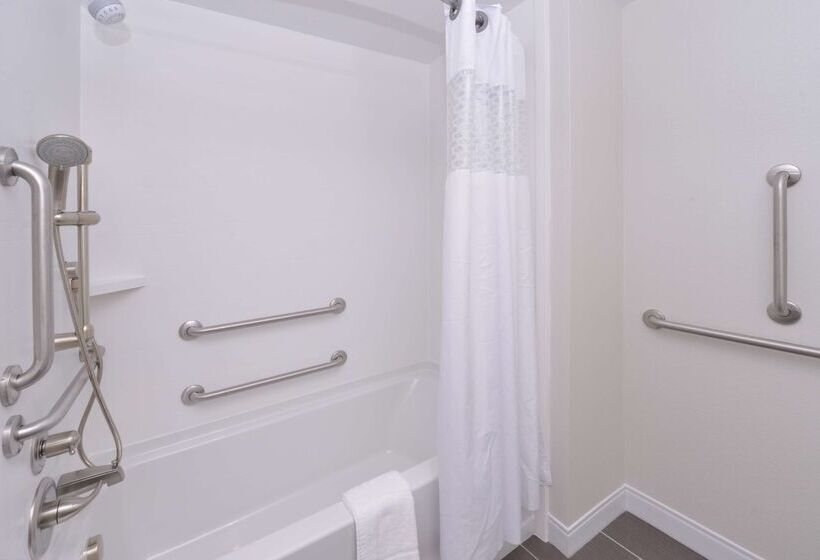 בית מלון כפרי Hampton Inn & Suites Cincinnatimason