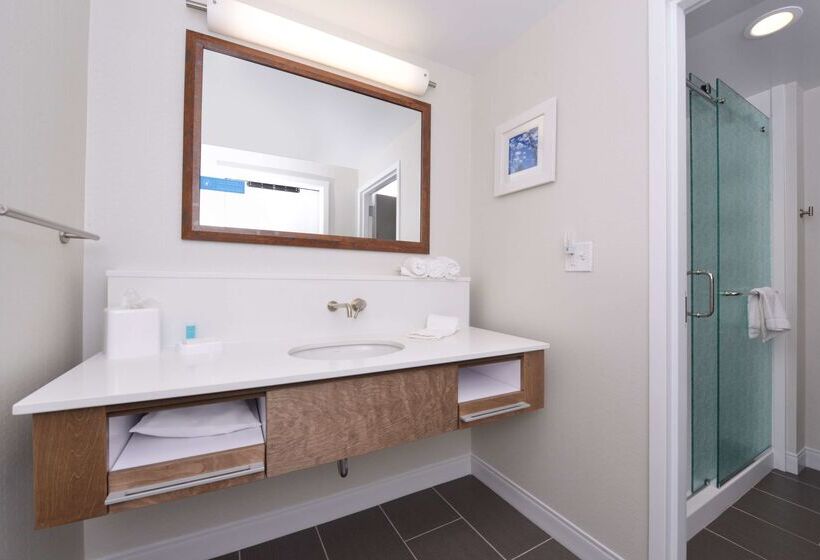 בית מלון כפרי Hampton Inn & Suites Cincinnatimason