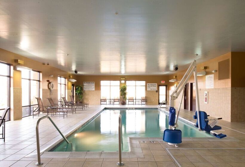 فندق Hampton Inn & Suites Vineland