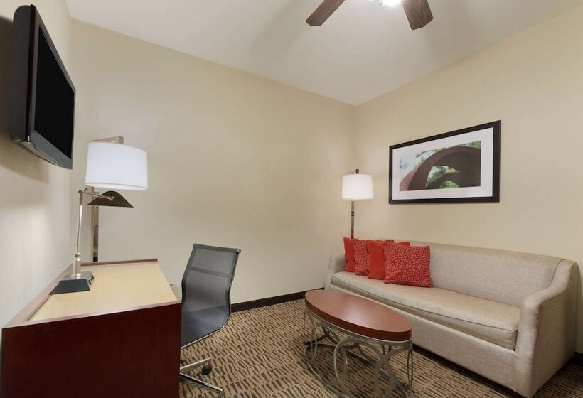 فندق Hawthorn Extended Stay By Wyndham College Station