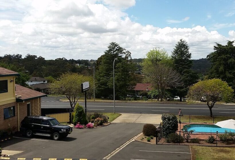 فندق Hideaway Motor Inn