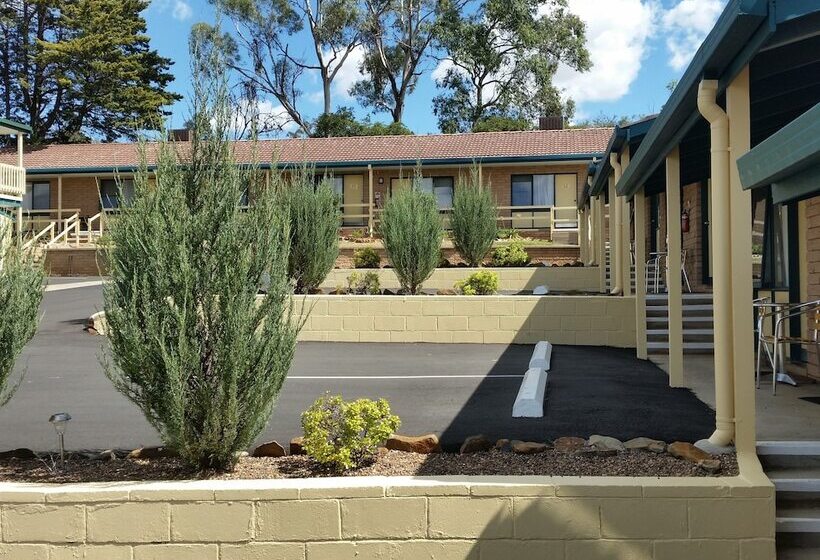 فندق Hideaway Motor Inn