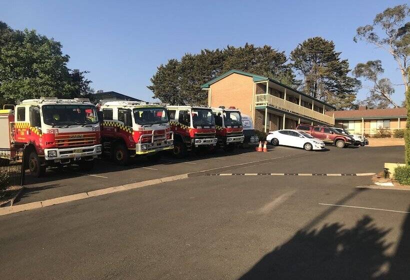 فندق Hideaway Motor Inn