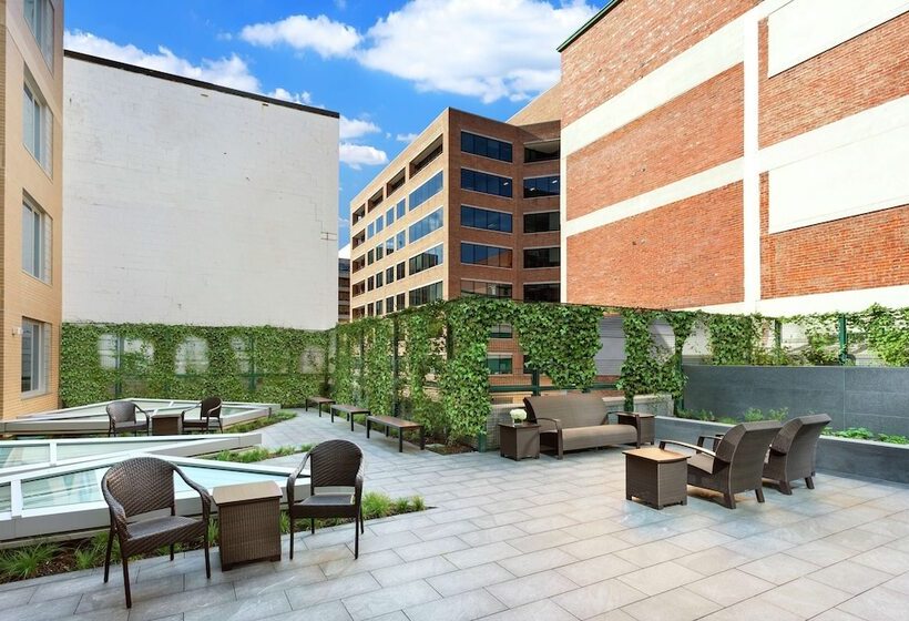 Отель Hilton Garden Inn Washington Dc/georgetown Area