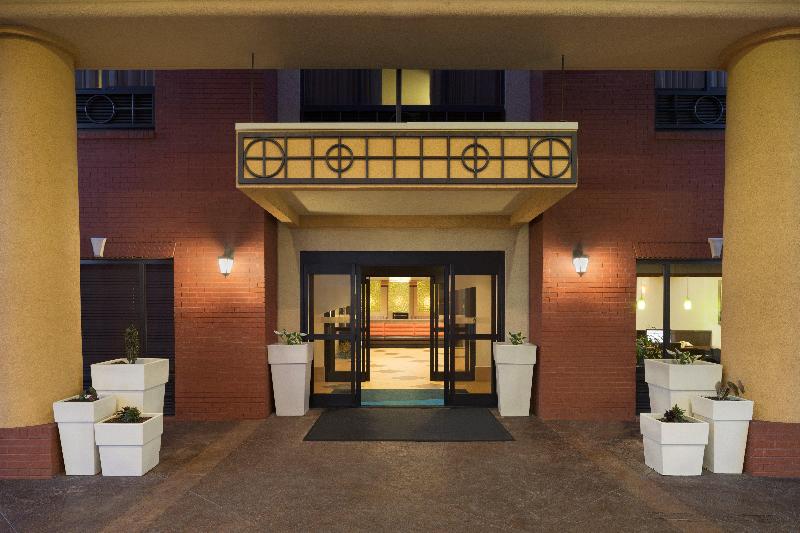 فندق Holiday Inn Express & Suites Knoxville Clinton, An Ihg