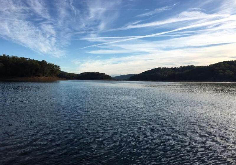 فندق Holiday Inn Express & Suites Knoxville Clinton, An Ihg