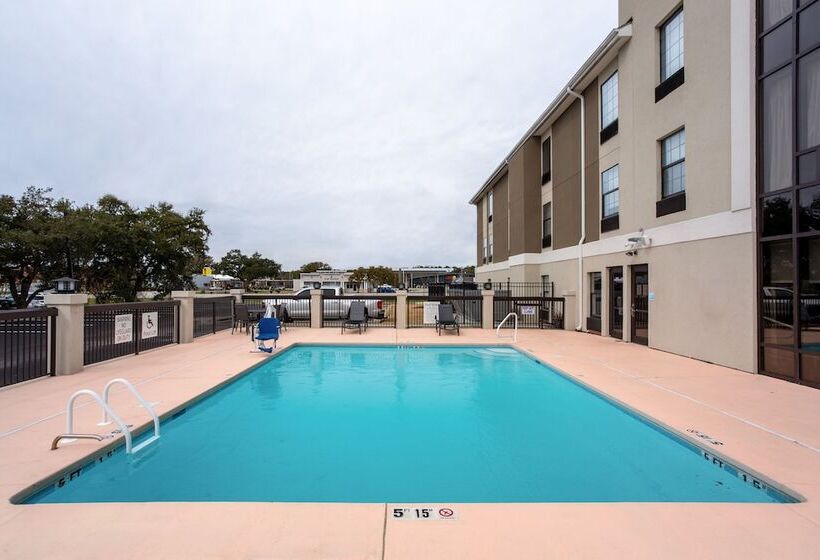 호텔 Holiday Inn Express & Suites   Morehead City, An Ihg