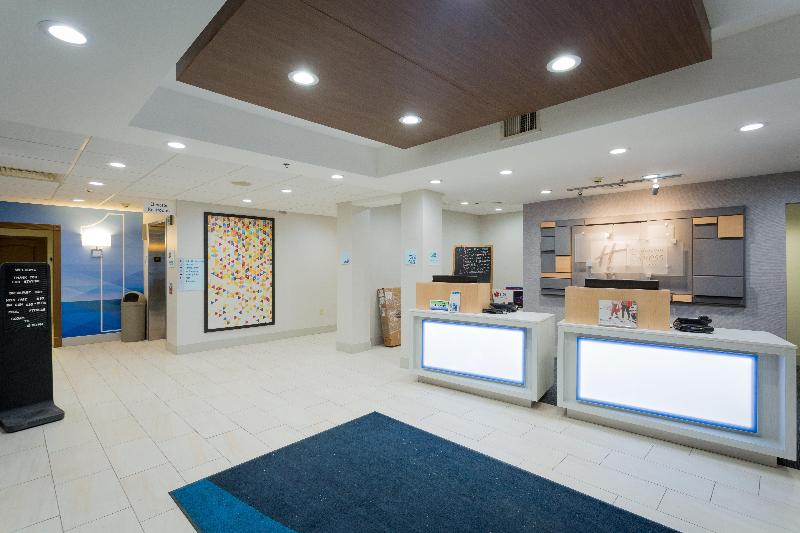 Holiday Inn Express Hotel & Suites Reading, An Ihg