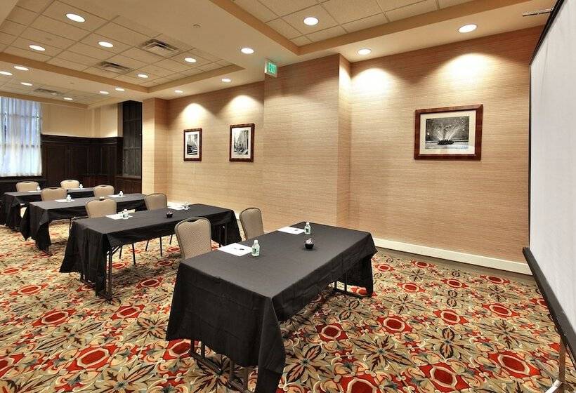 בית מלון כפרי Holiday Inn Express Baltimoredowntown