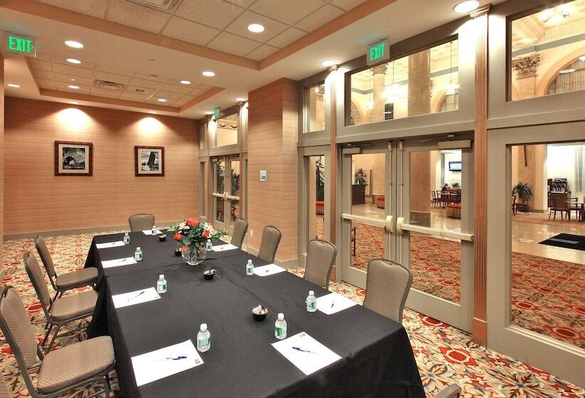 בית מלון כפרי Holiday Inn Express Baltimoredowntown