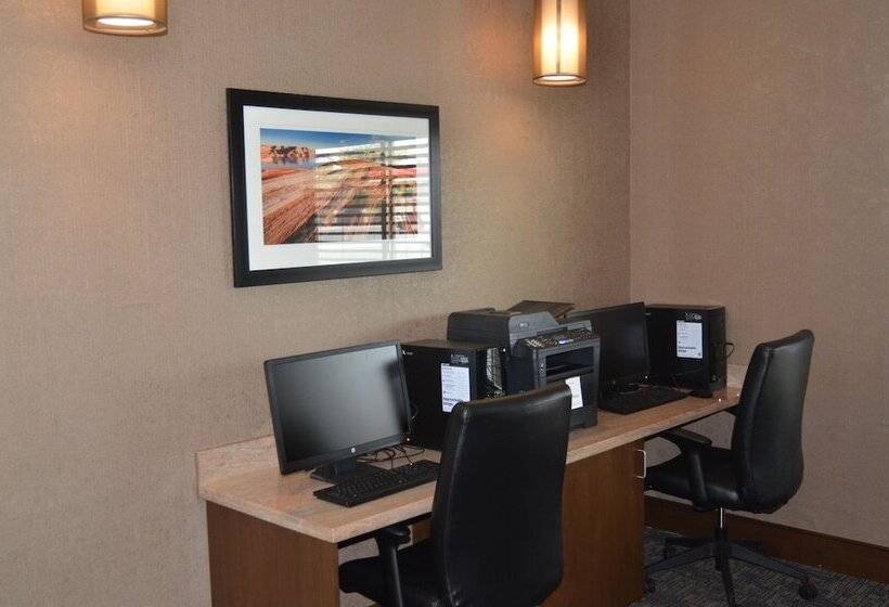 فندق Holiday Inn Express & Suites Springville South Provo Area, An Ihg