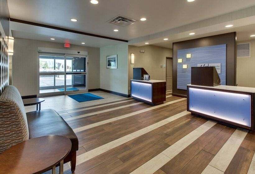 ホテル Holiday Inn Express & Suites Cheektowaga North East, An Ihg