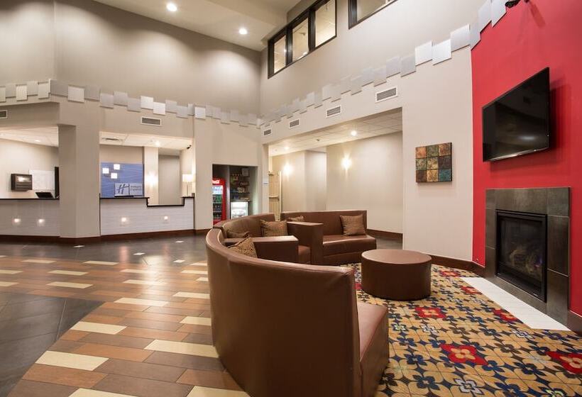 فندق Holiday Inn Express & Suites Denver North   Thornton, An Ihg