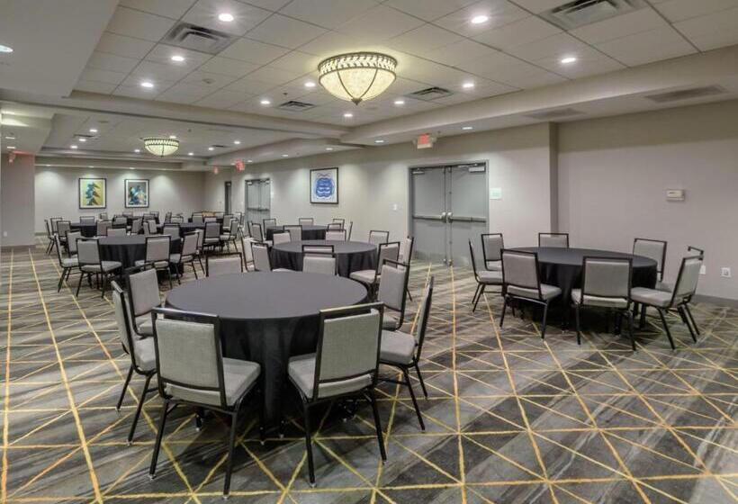 Отель Holiday Inn Raleigh Durham Airport, An Ihg