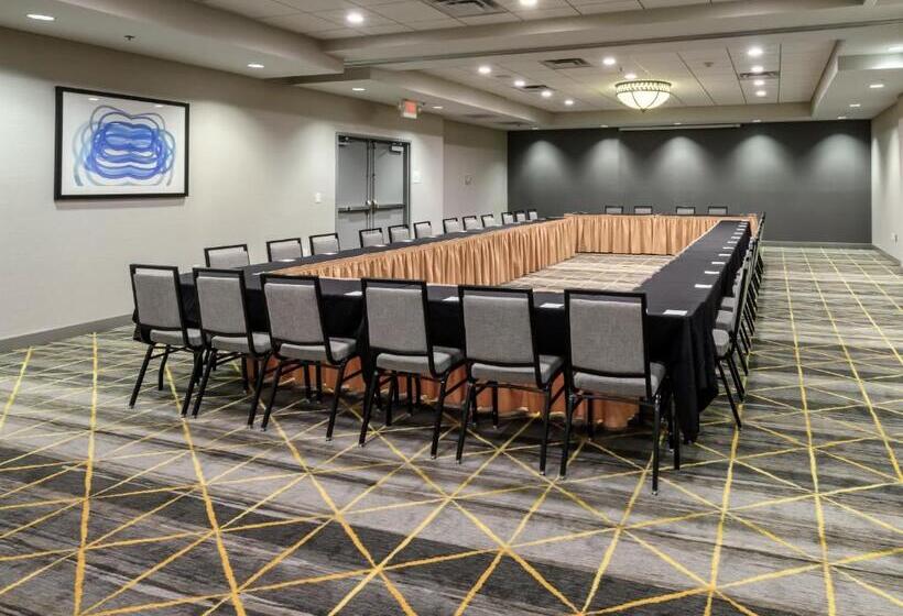 Отель Holiday Inn Raleigh Durham Airport, An Ihg