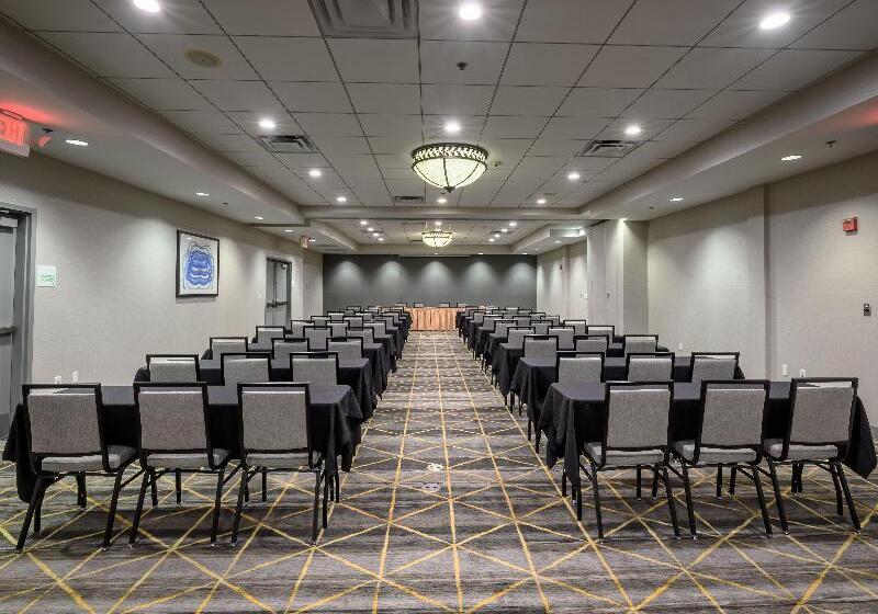 Отель Holiday Inn Raleigh Durham Airport, An Ihg