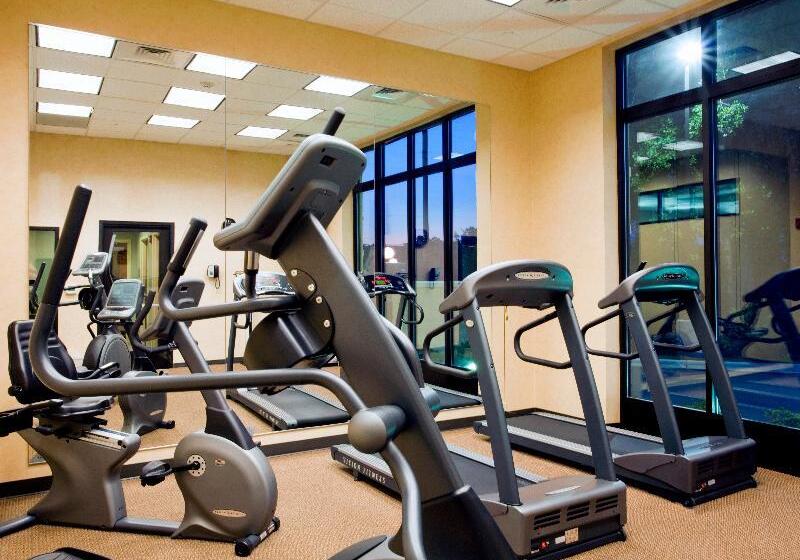 فندق Holiday Inn Rocky Mount I 95 @ Us 64, An Ihg