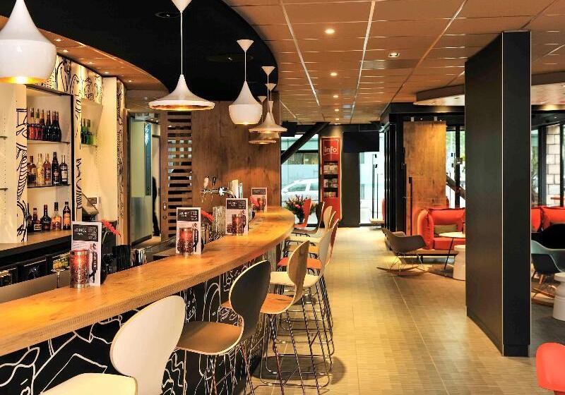 בית מלון כפרי Ibis Rotterdam City Centre