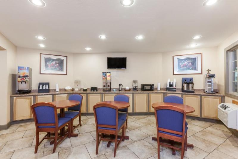 فندق Americas Best Value Inn Searcy